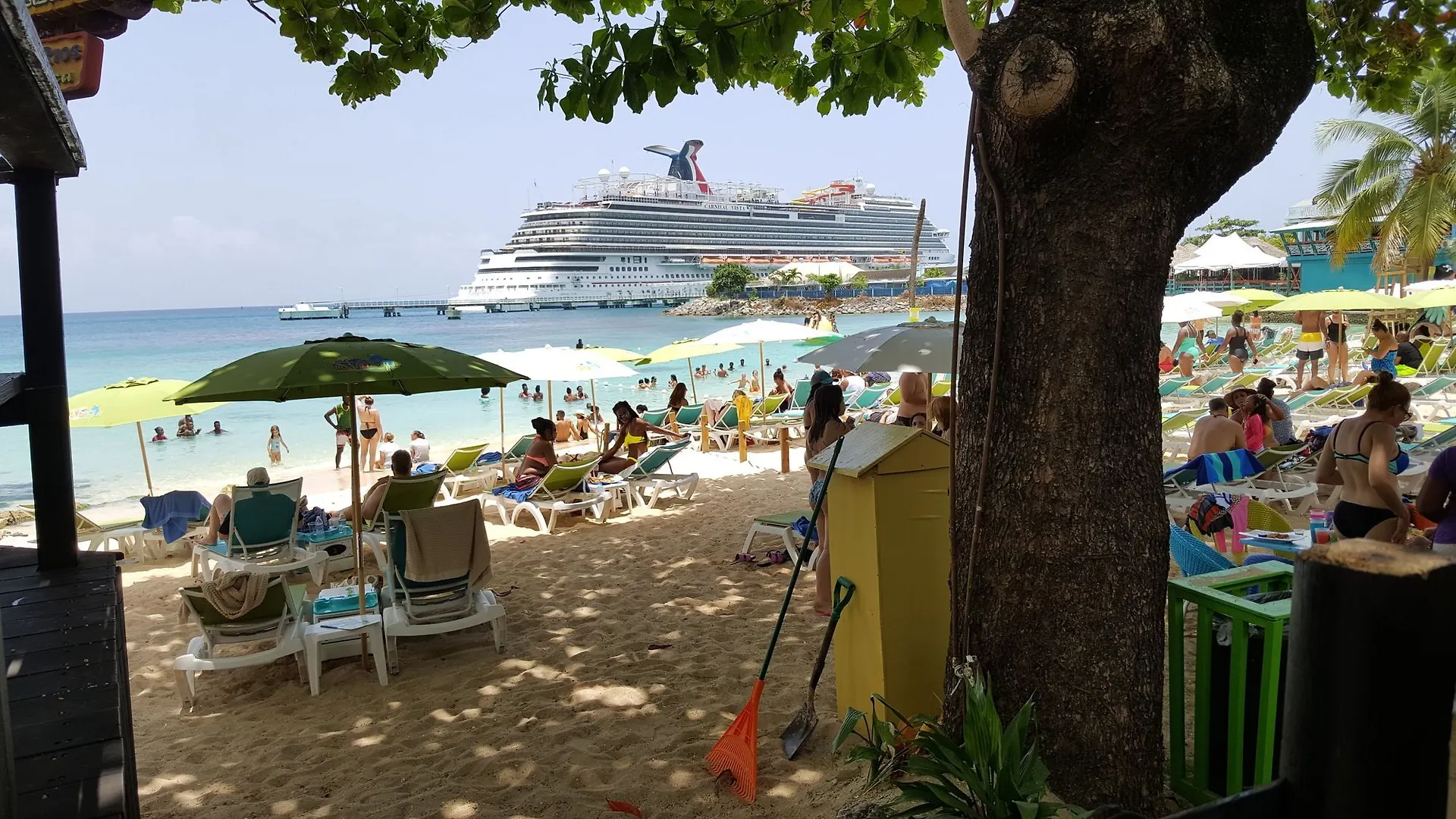 アパート Ocho Rios Villa At Coolshade III Saint Annʼs Bay ジャマイカ